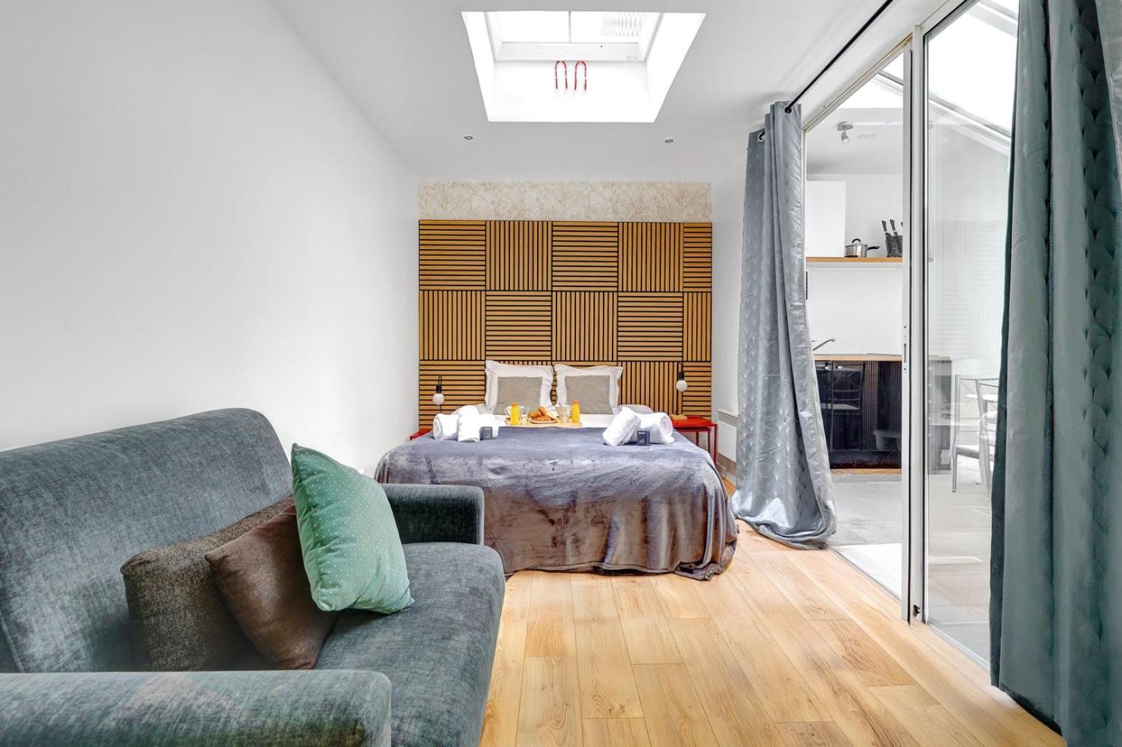 244 Saint Dominique - Superb Apartment *