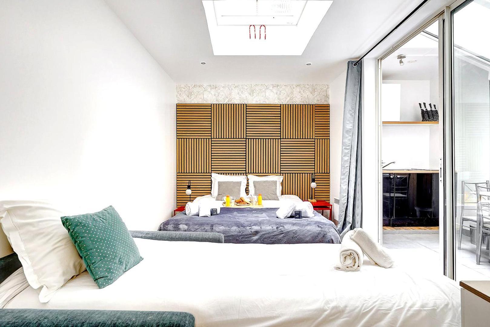244 Saint Dominique - Superb Paris